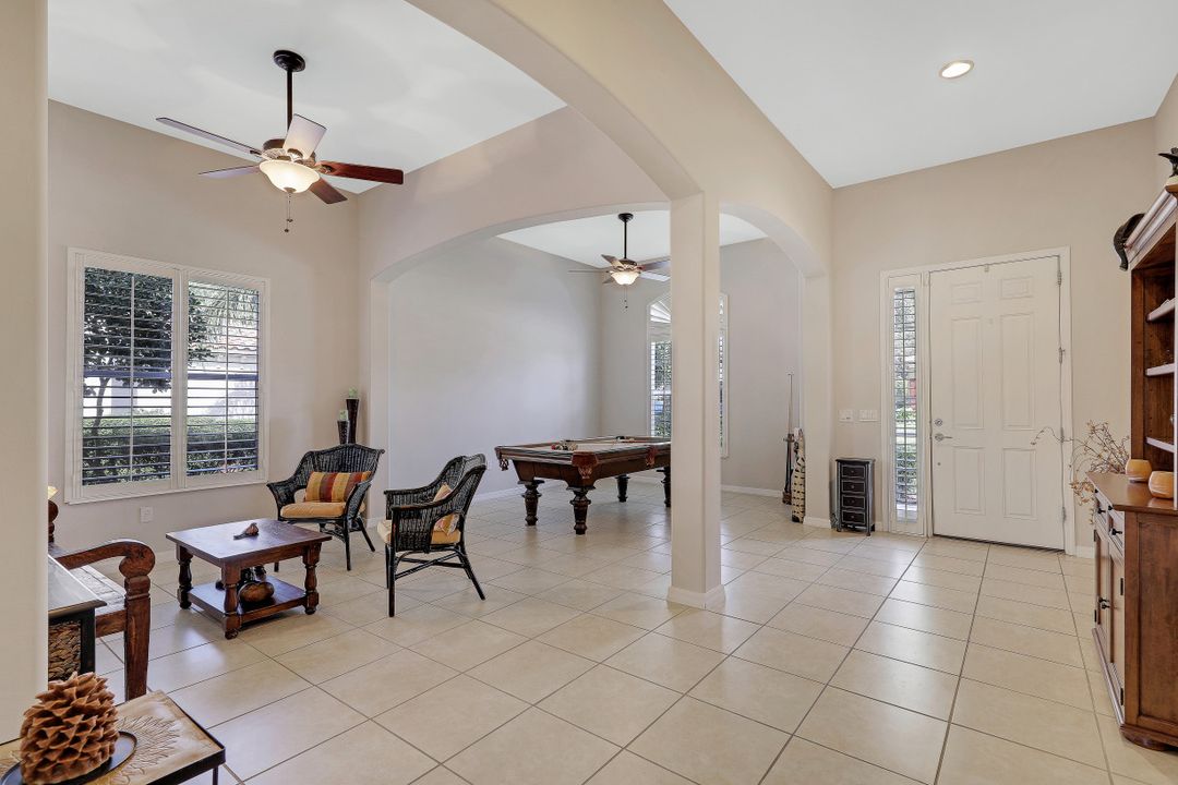 2065 Mandarin Ln, Naples, FL 34120