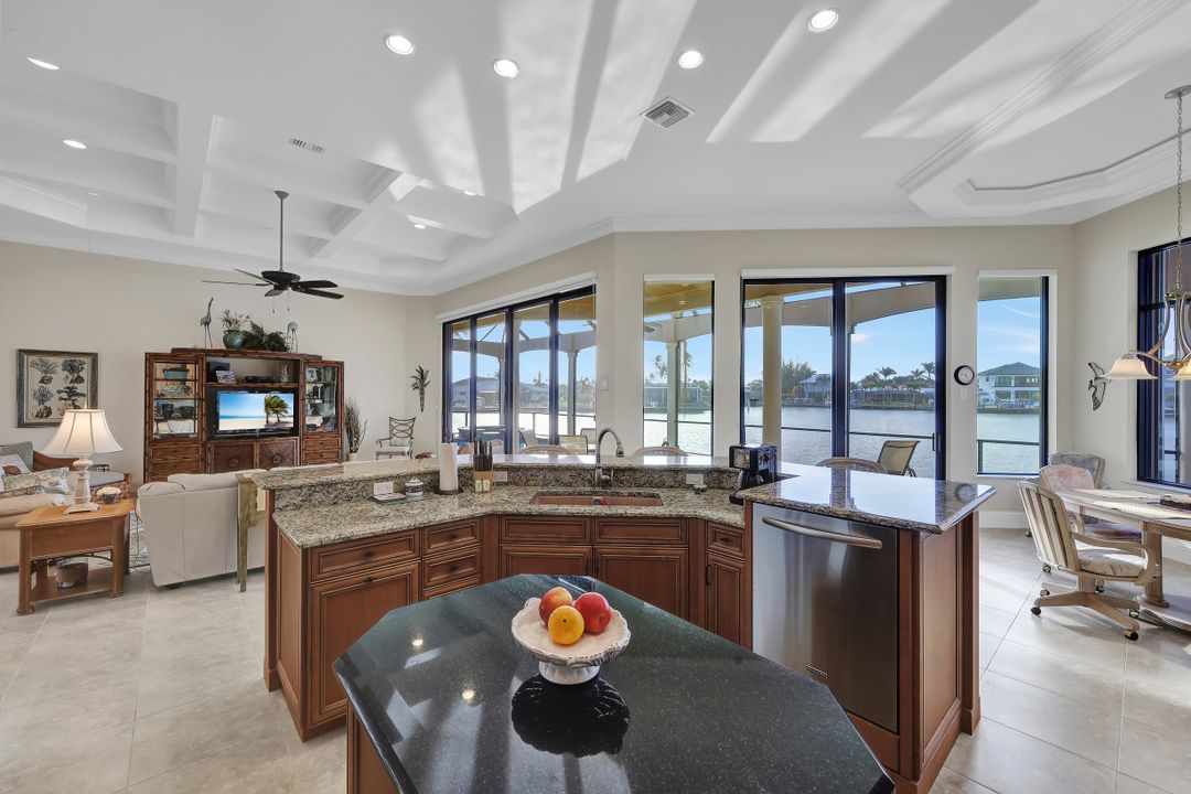 1415 Firwood Ct, Marco Island, FL 34145