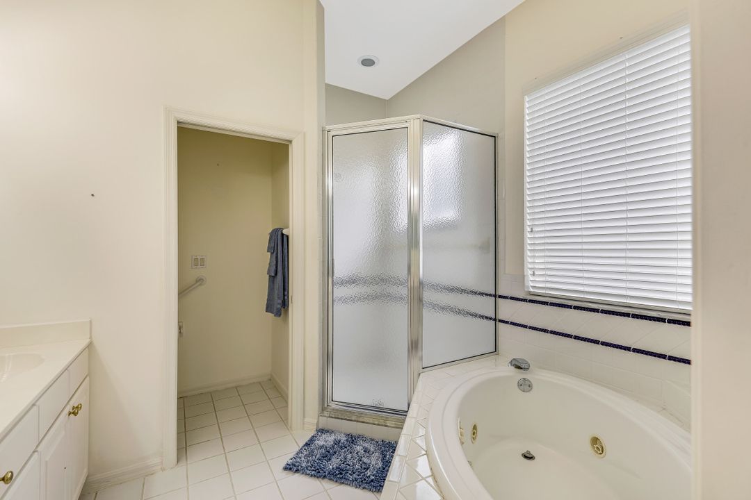 28448 Highgate Dr, Bonita Springs, FL 34135