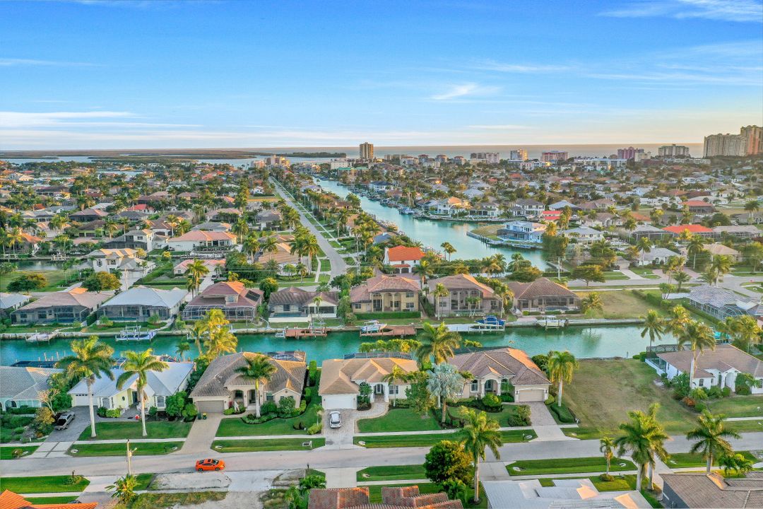 1141 Abbeville Ct, Marco Island, FL 34145