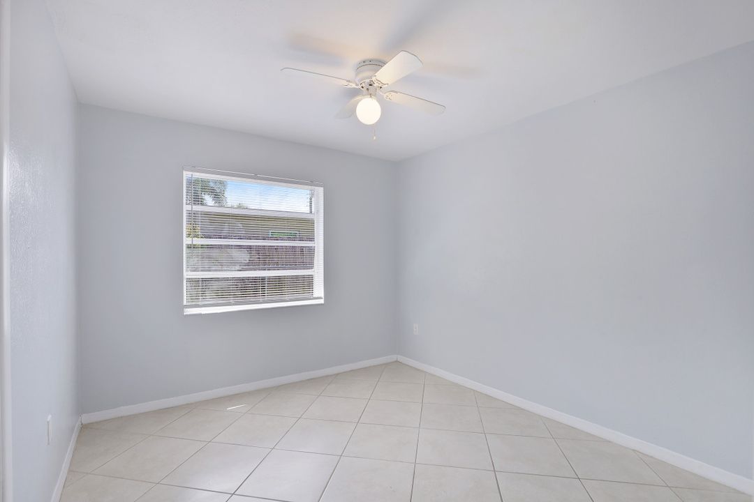 1637 Winkler Ave, Fort Myers, FL 33901