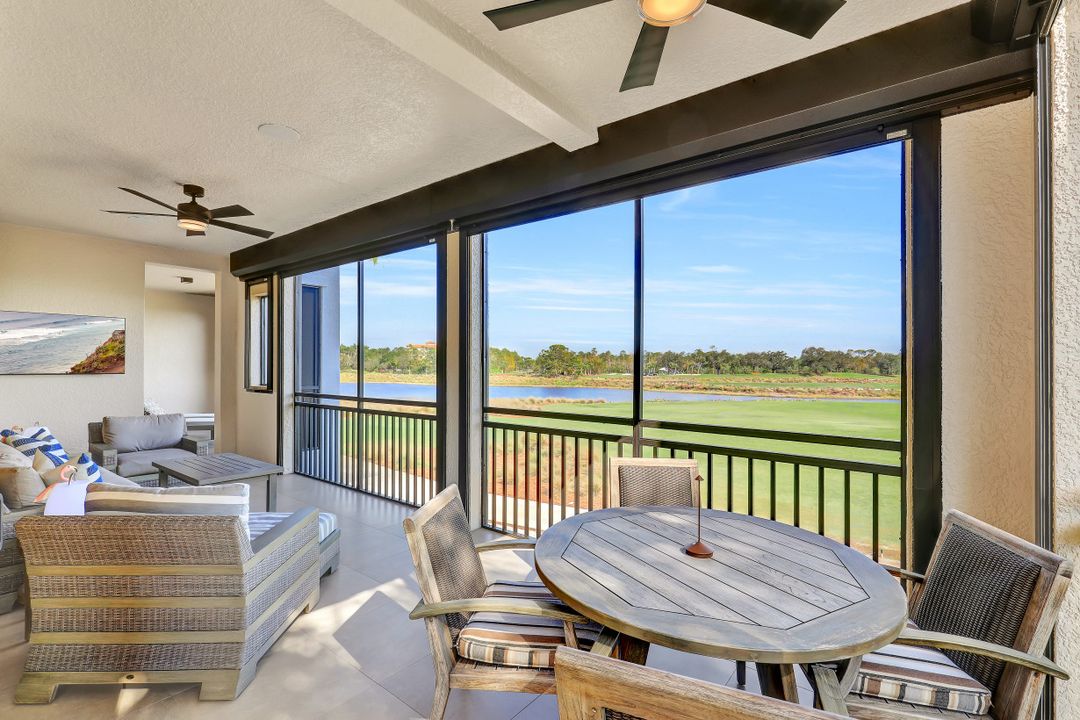 2538 Marquesa Royale Ln  #102, Naples, FL 34109