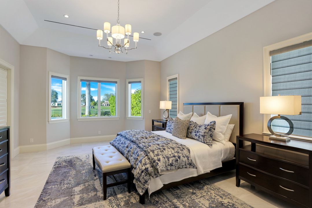 16439 Seneca Way, Naples, FL 34110