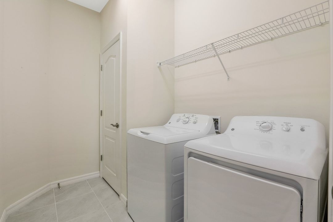 2344 Sheen Ln #305, Naples, FL 34120