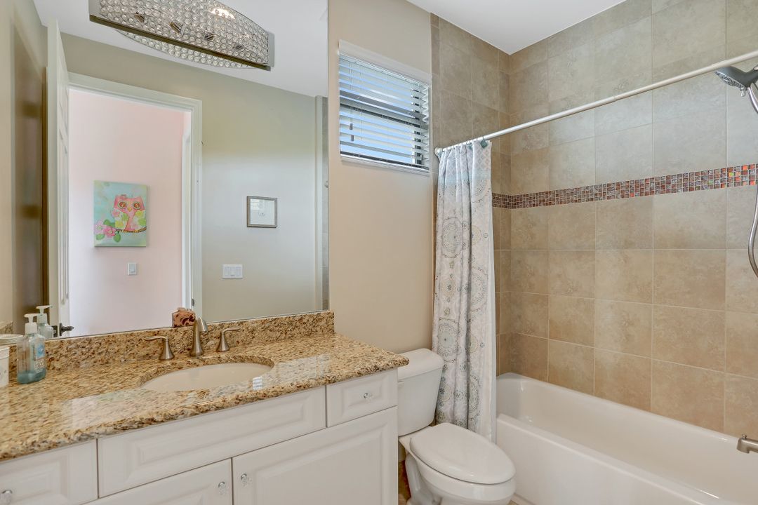 2934 Cinnamon Bay Cir, Naples, FL 34119
