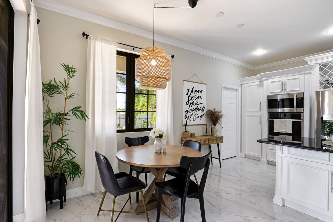 2418 NW 28th St, Cape Coral, FL 33993