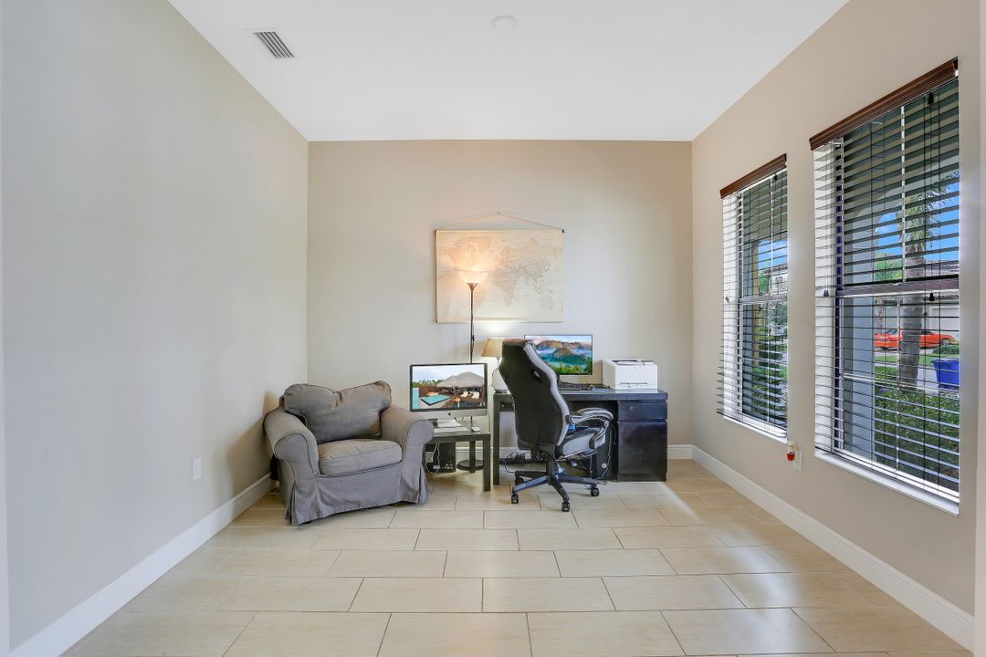 12713 Astor Pl, Fort Myers, FL 33913