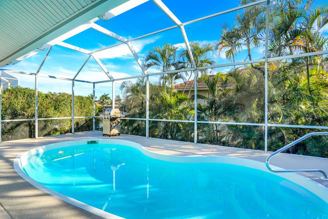 419 Richards Ct, Marco Island, FL 34145