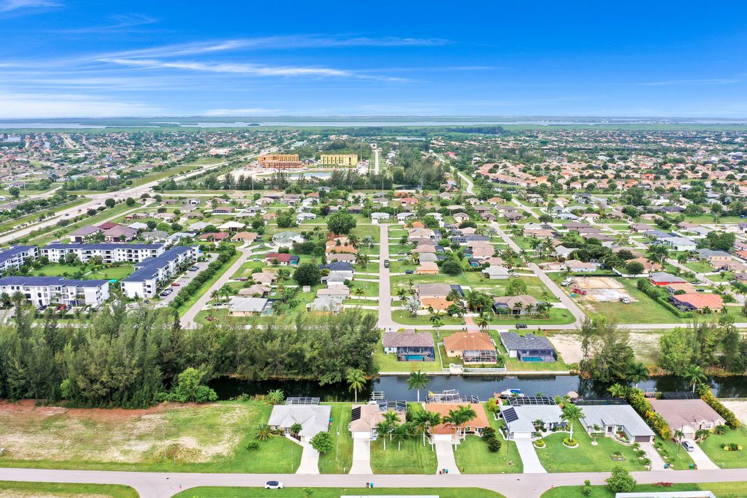 2236 SW 17th Ave, Cape Coral, FL 33991