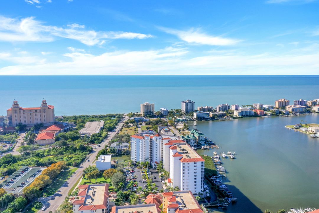 410 Flagship Dr #604, Naples, FL 34108