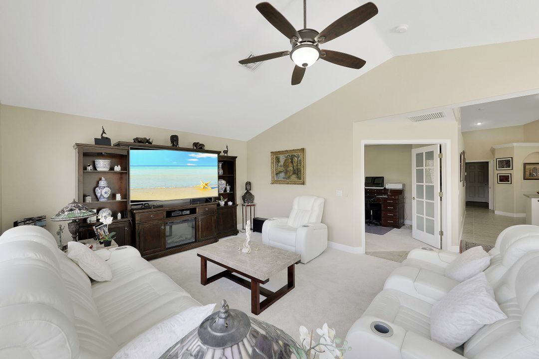 1429 SE 17th St, Cape Coral, FL 33990