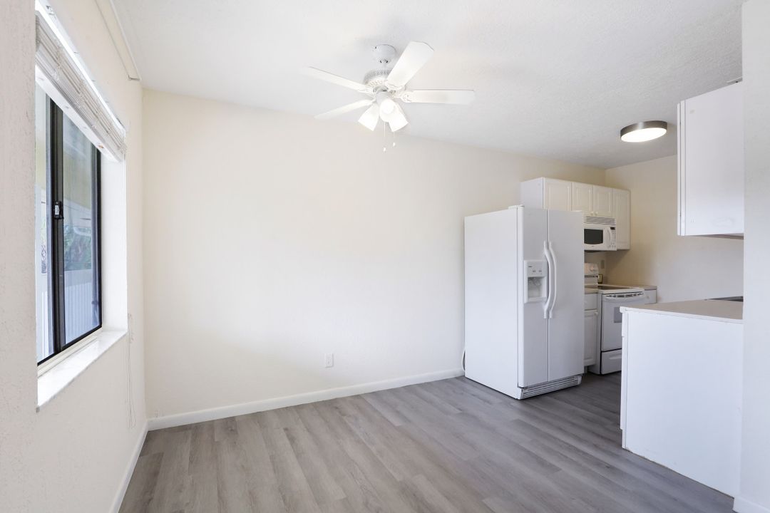 4607 Bayshore Dr #K-6, Naples, FL 34112