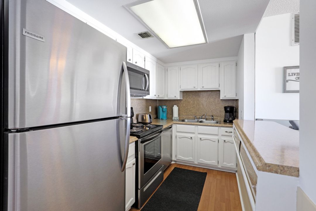 180 Seaview Ct #511, Marco Island, FL 34145