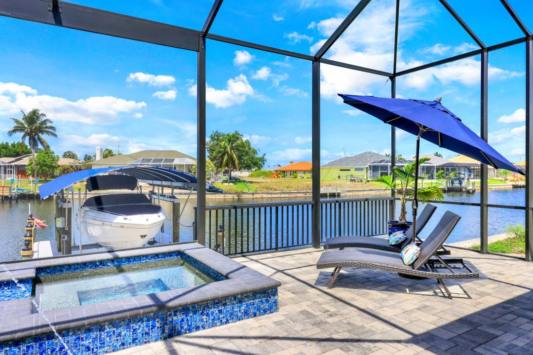 214 NW 32nd Pl, Cape Coral, FL 33993