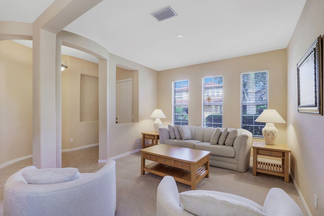 12168 Country Day Cir, Fort Myers, FL 33913