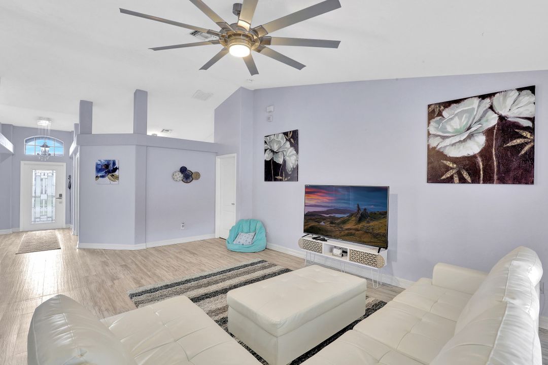 1905 SW 51st Terrace, Cape Coral, FL 33914