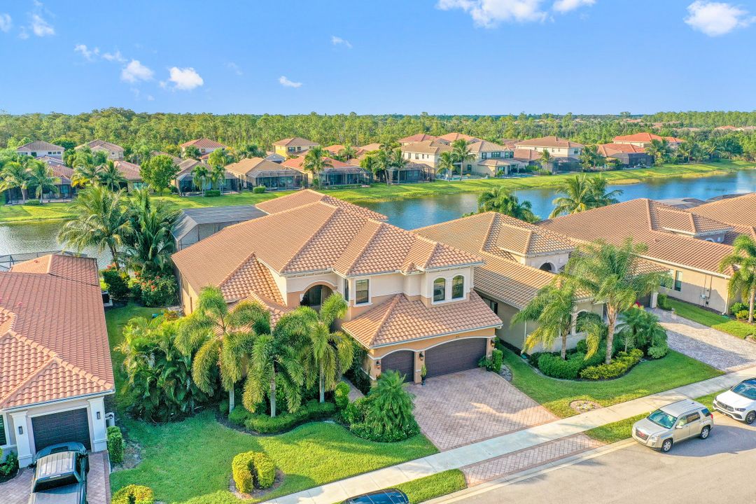 3416 Atlantic Cir, Naples, FL 34119