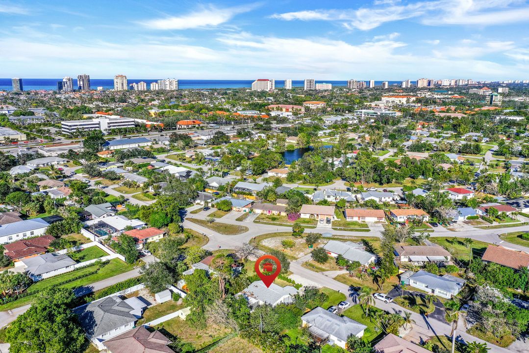 1120 S Alhambra Cir, Naples, FL 34103