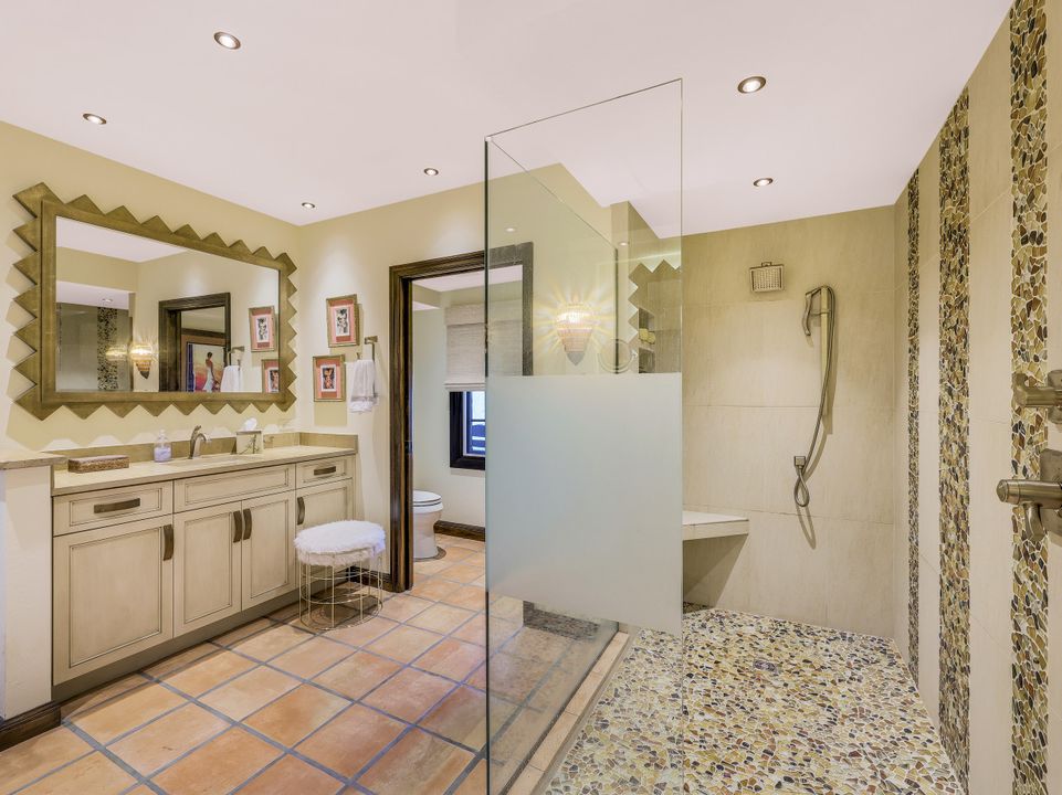 5850 Pelican Bay Blvd, Naples, FL 34108