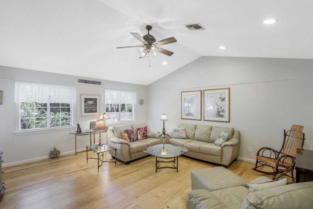 20520 Pine Tree Ln, Estero, FL 33928