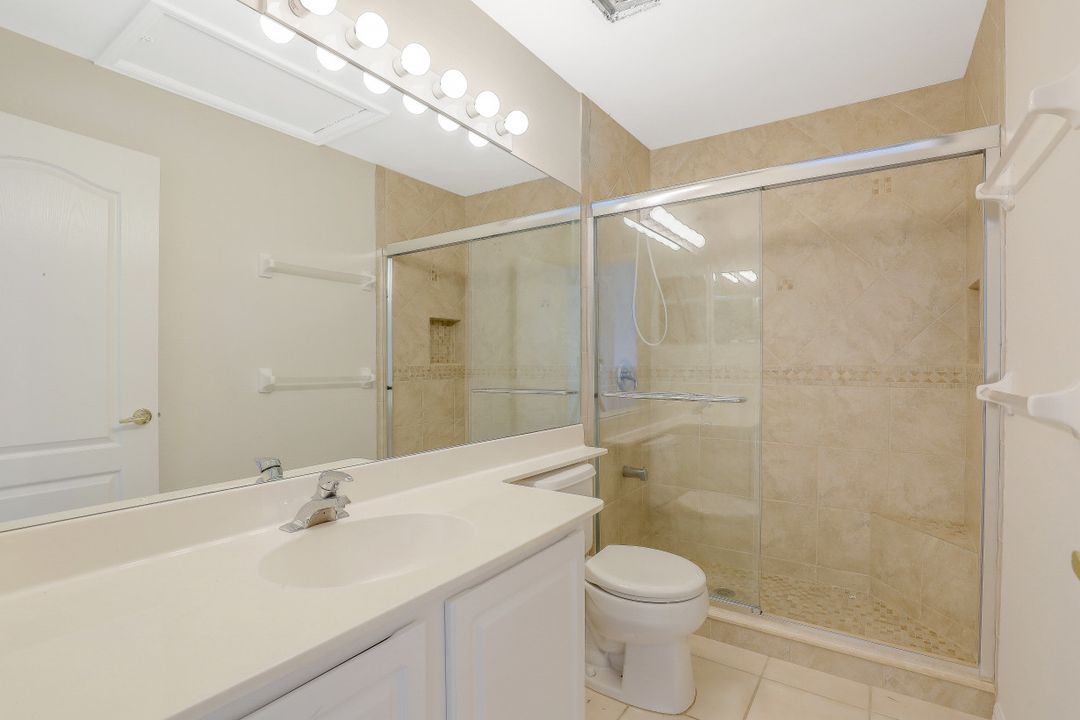 9224 Spring Run Blvd, Bonita Springs, FL 34135