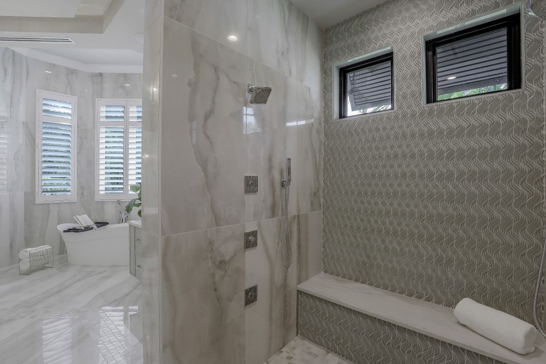 5937 Sunnyslope Dr, Naples, FL 34119