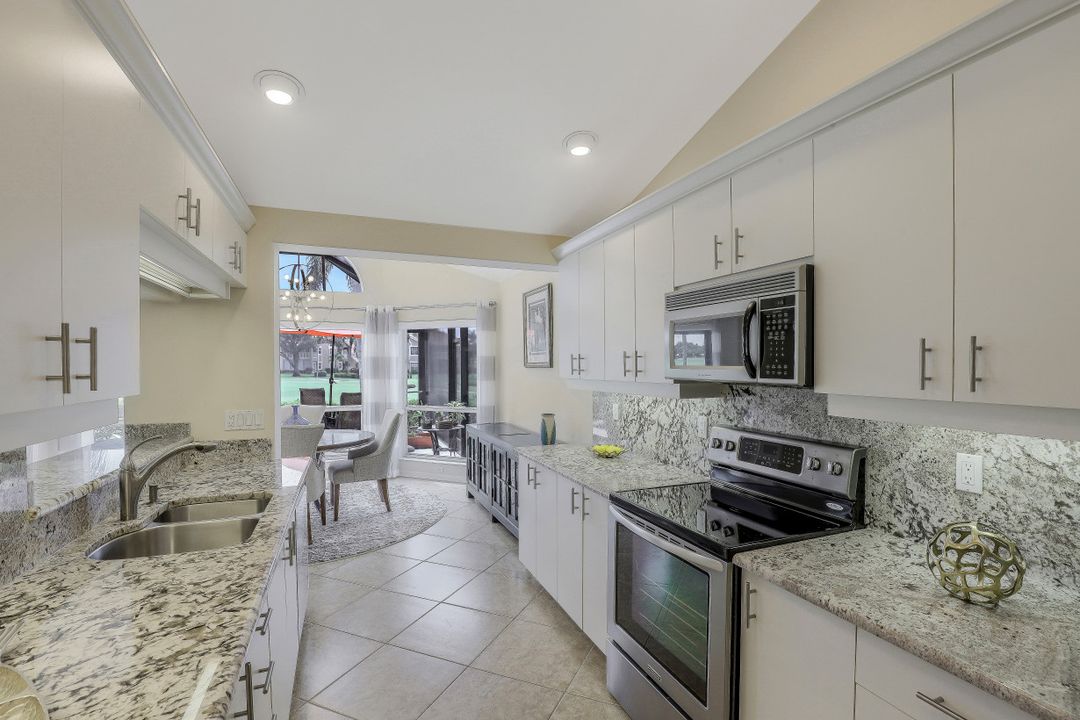 13250 Bridgeford Ave, Bonita Springs, FL 34135