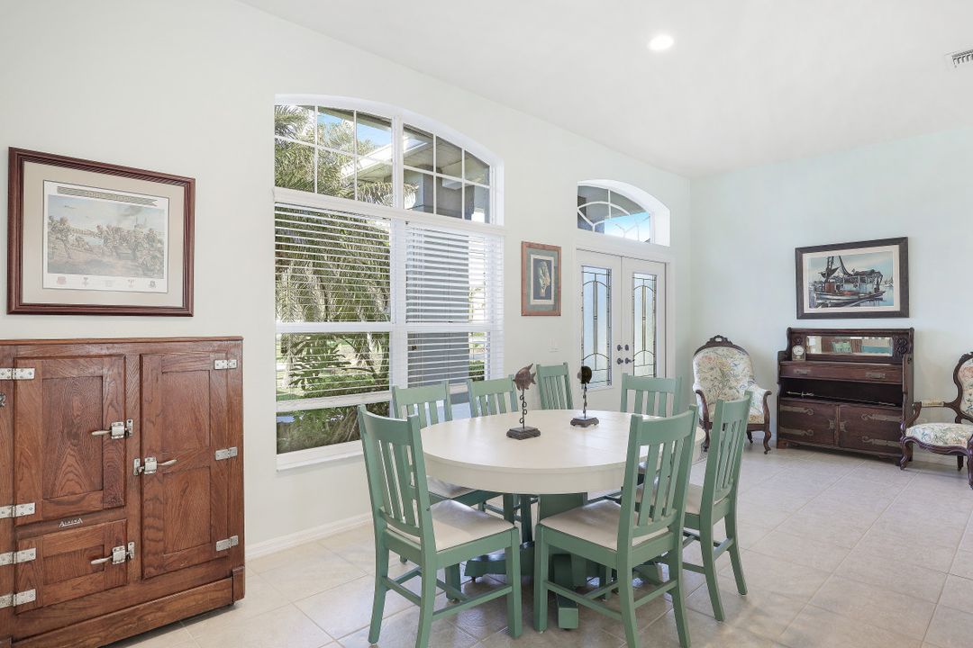 2710 SW 37th St, Cape Coral, FL 33914