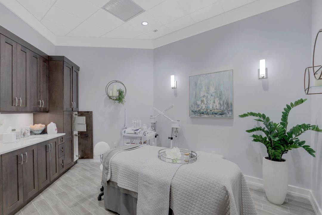 19080 Marquesa Dr, Fort Myers, FL 33913