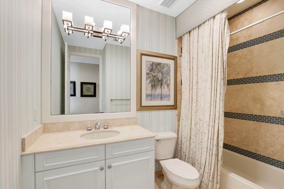 3642 Santaren Ct, Naples, FL 34119