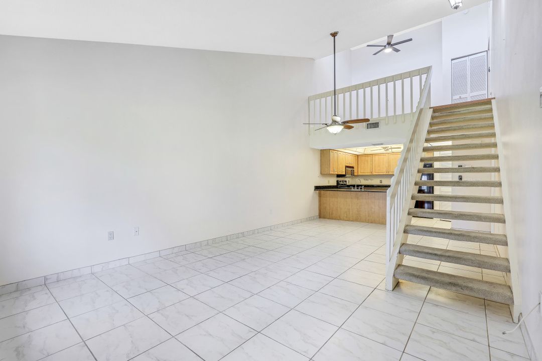 8815 Somerset Blvd, Fort Myers, FL 33919