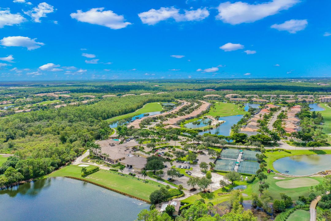 3601 Cedar Hammock View Ct, Naples, FL 34112