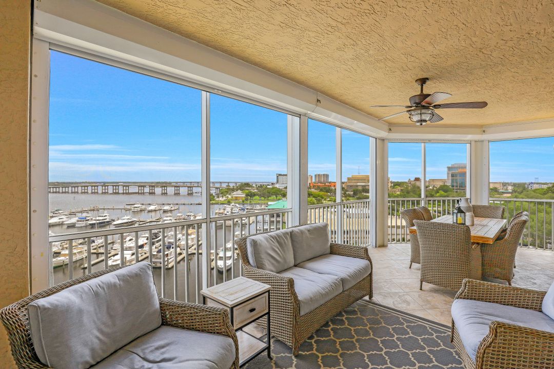 2090 W First St #808, Fort Myers, FL 33901