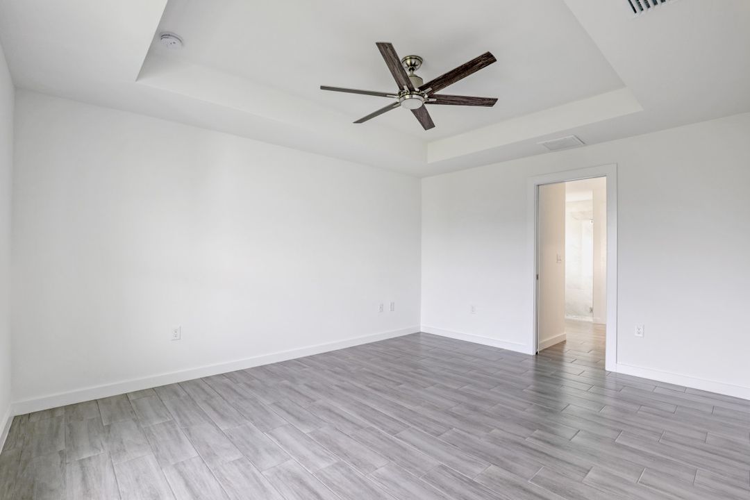 2506 50th St SW, Lehigh Acres, FL 33976