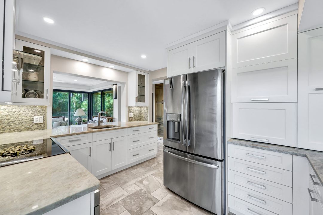 6710 Pelican Bay Blvd #435, Naples, FL 34108