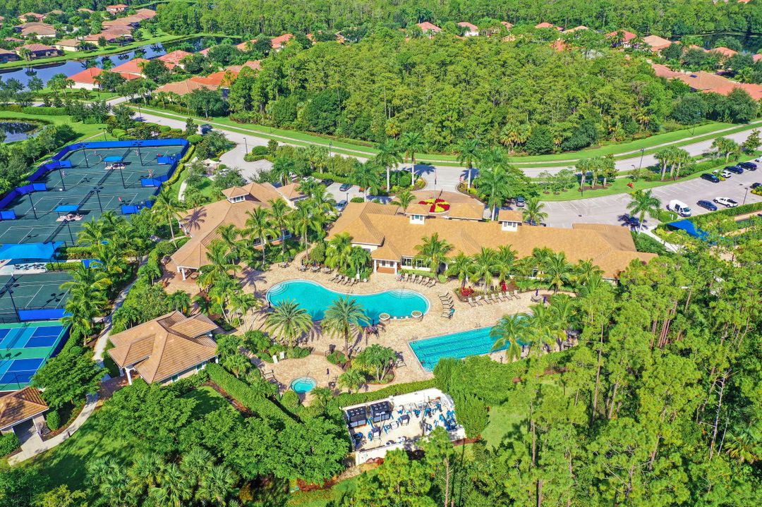 12010 Westmoreland Way, Fort Myers, FL 33913