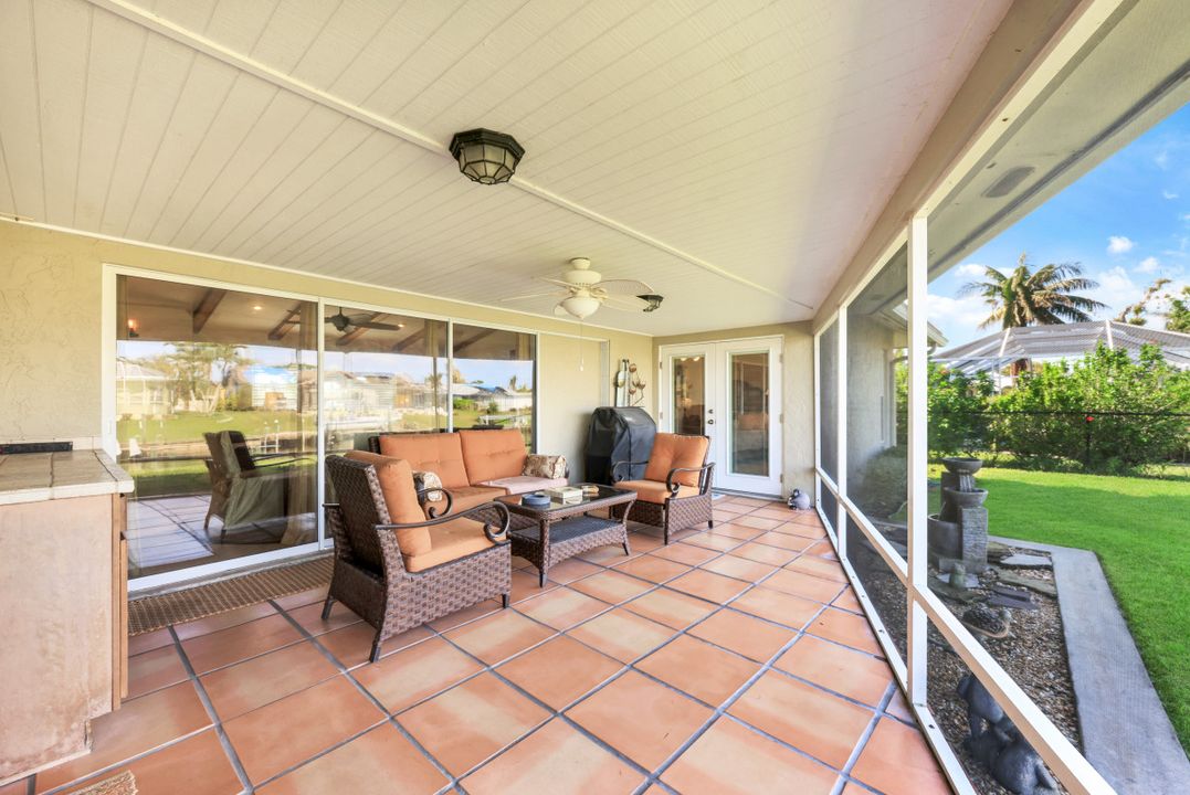 2101 SE 25th Ln, Cape Coral, FL 33904