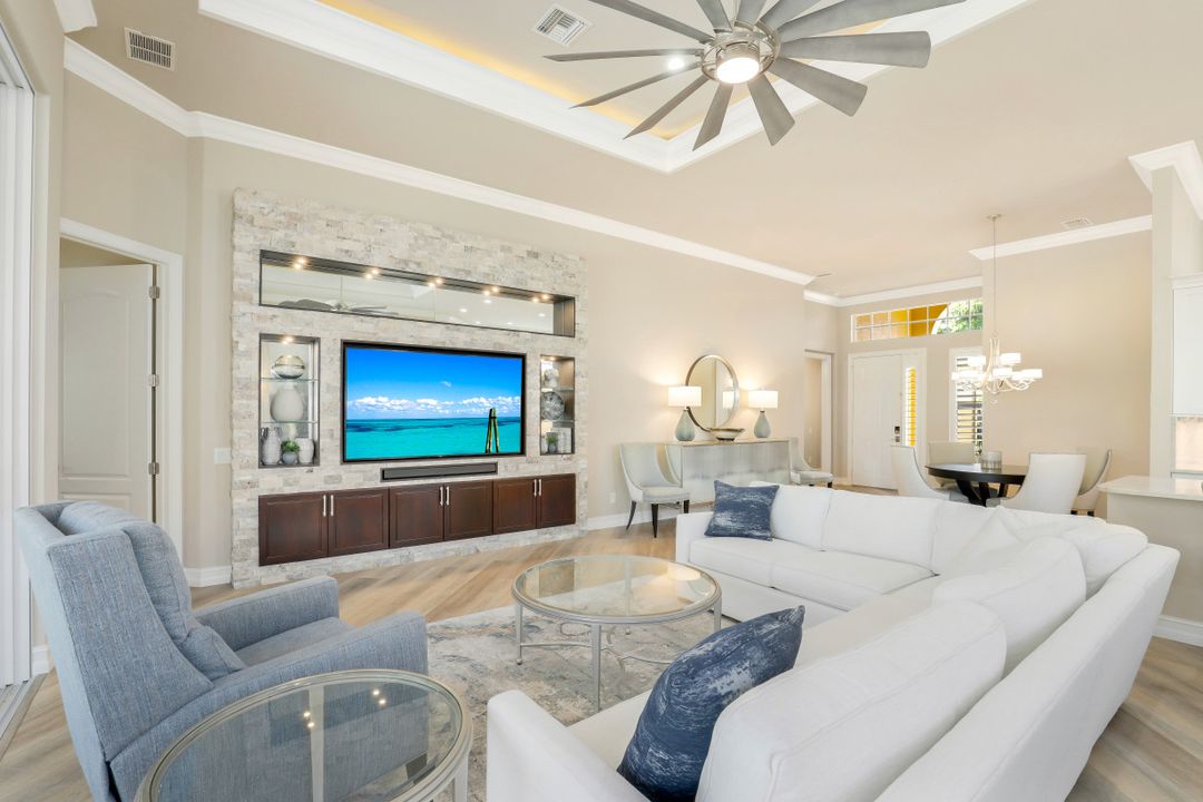 28609 Pienza Ct, Bonita Springs, FL 34135