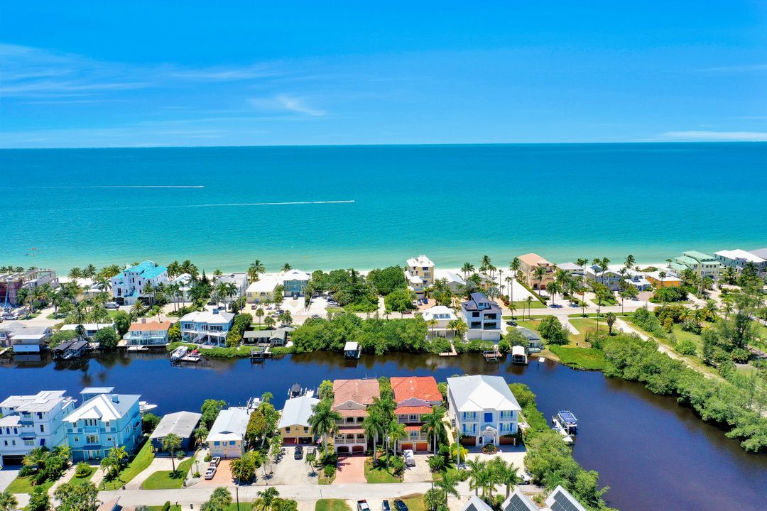 27810 Forester Dr, Bonita Springs, FL 34134