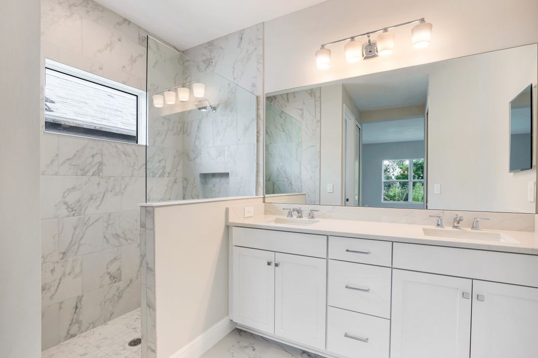 8794 Pigeon KY, Fort Myers, FL 33908