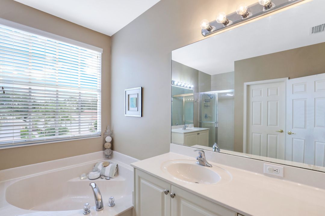 1794 Ribbon Fan Ln, Naples, FL 34119