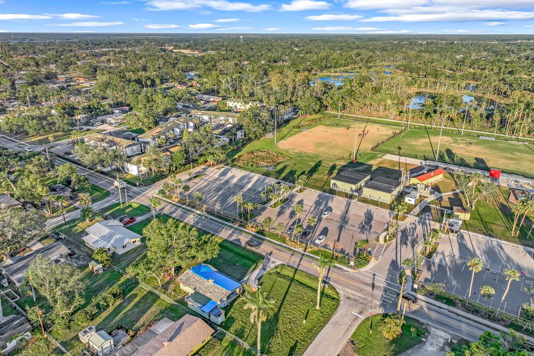 926 Marsh Ave, Fort Myers, FL 33905