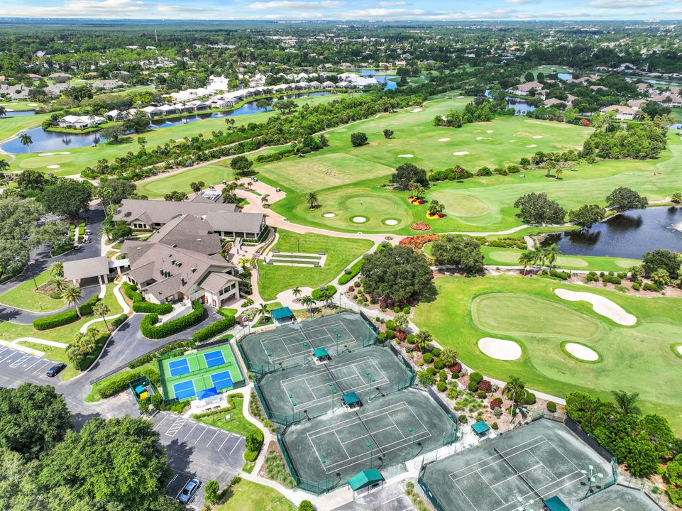 19516 Lost Creek Dr, Estero, FL 33967