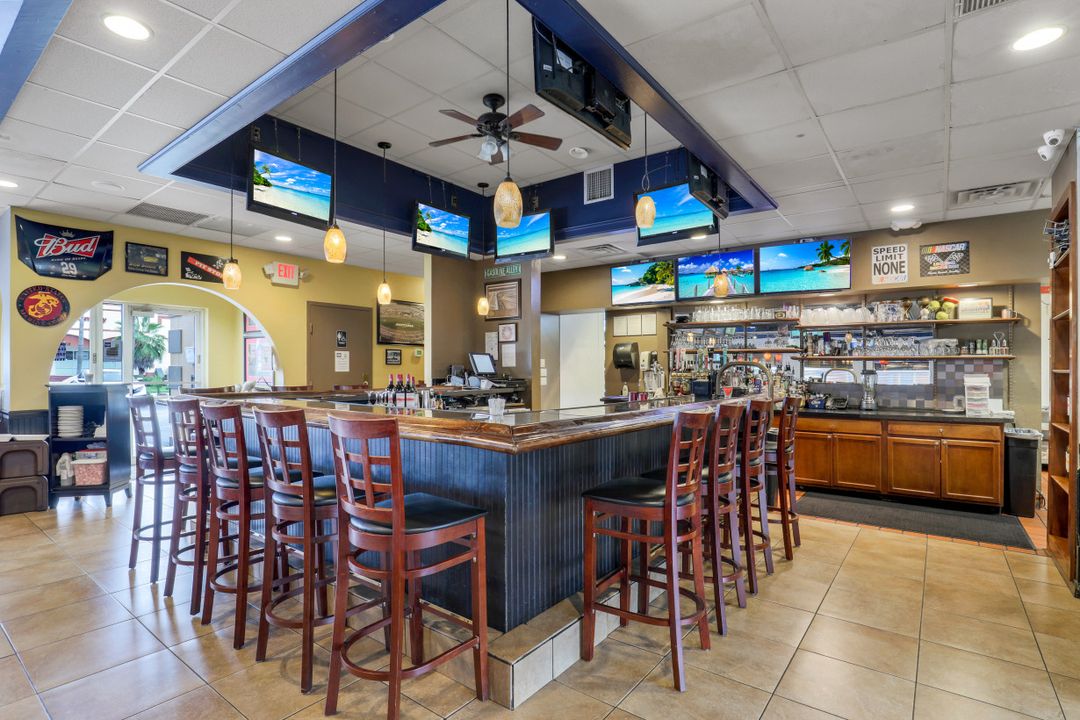 1217 Del Prado Blvd S, Cape Coral, FL 33990