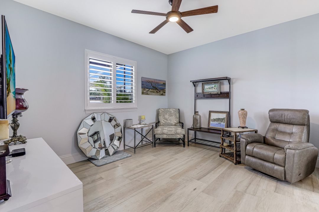 5405 SW 17th Ave, Cape Coral, FL 33914