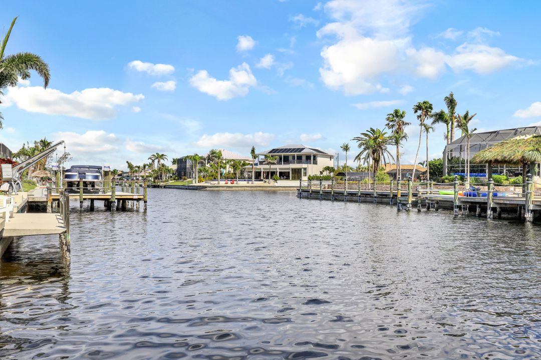 5005 SW 25th Pl, Cape Coral, FL 33914