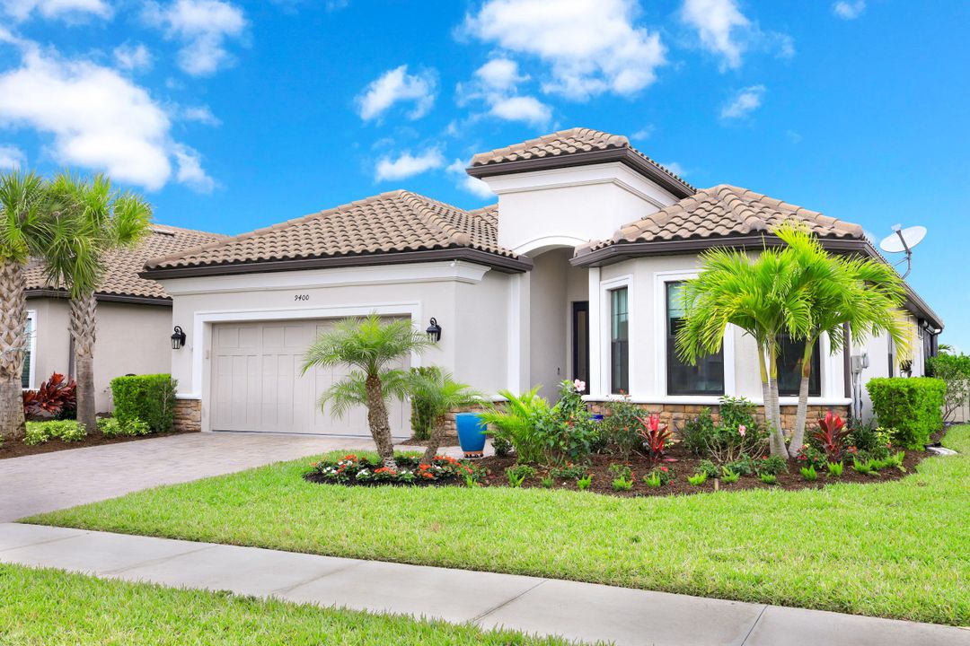 9400 Montelanico Loop, Naples, FL 34119