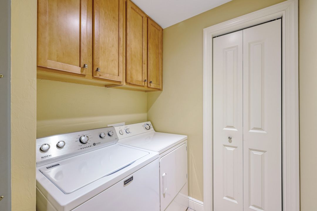 5781 Cape Harbour Dr #605, Cape Coral, FL 33914