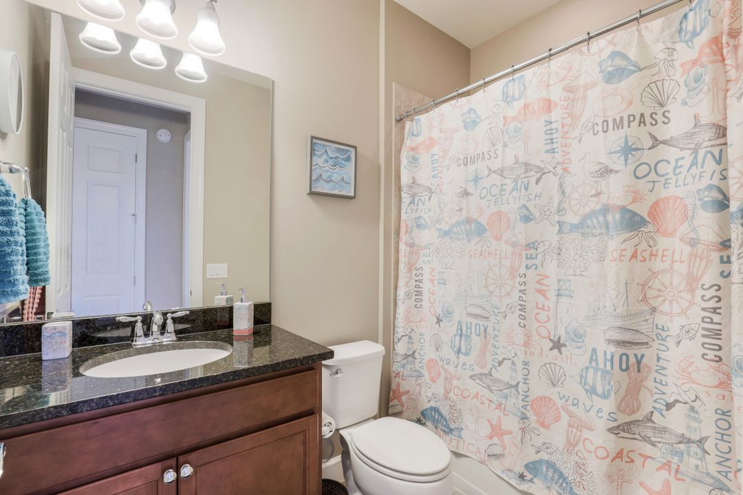 7594 Jacaranda Ln, Naples, FL 34114