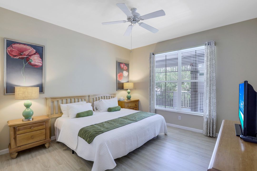 7880 Mahogany Run Ln #1622, Naples, FL 34113